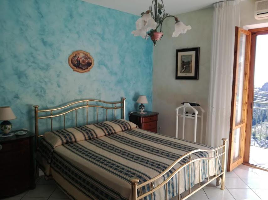 Domus Gaia Bed & Breakfast Амалфи Екстериор снимка
