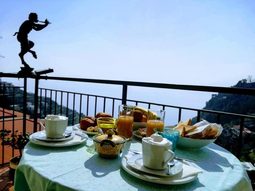 Domus Gaia Bed & Breakfast Амалфи Екстериор снимка